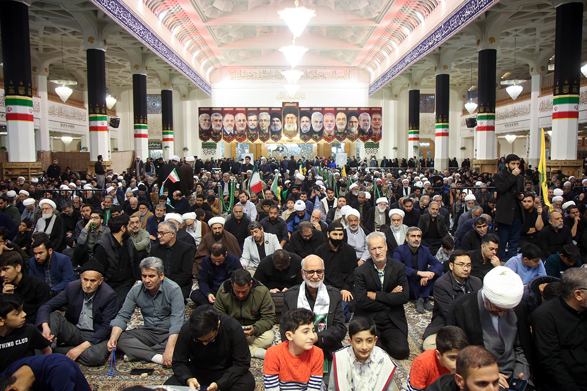 Qumda Ayətullah Xameneinin 40 mərasimi - FOTOLAR 