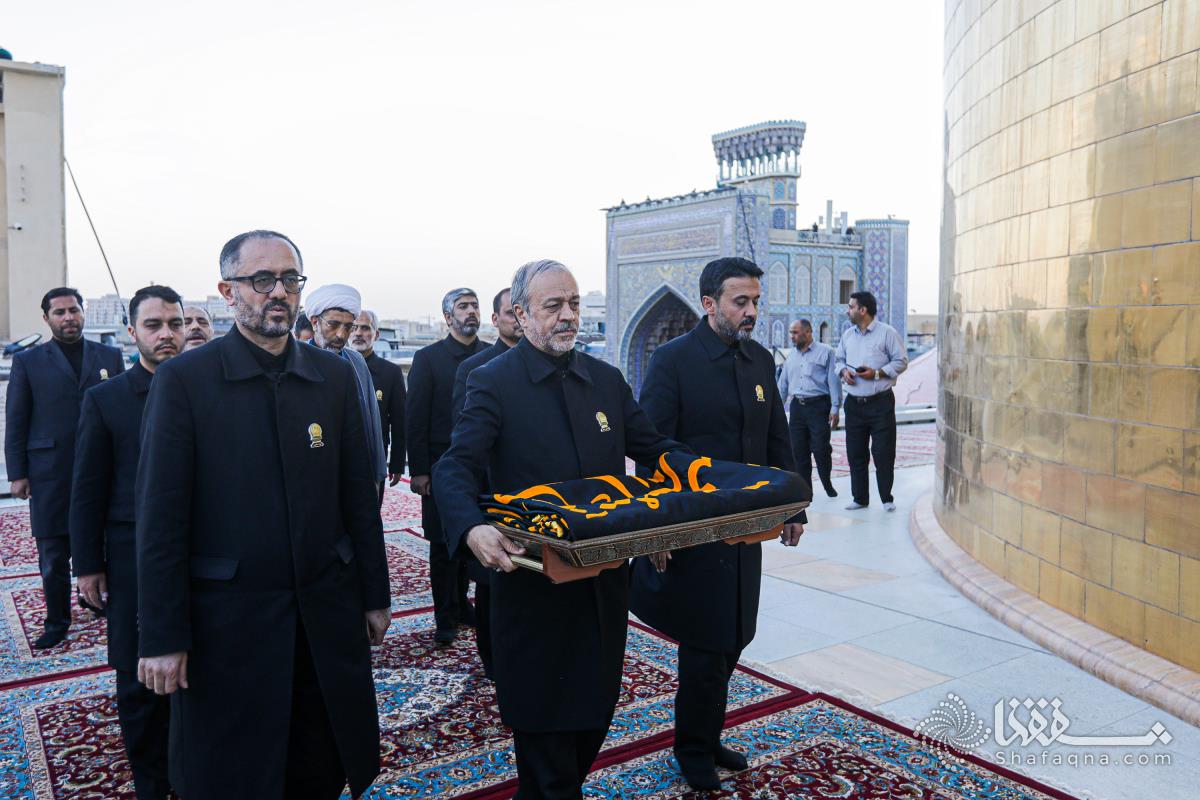 İmam Rza (ə) Ziyarətgahında qara bayraq qaldırılıb – FOTO