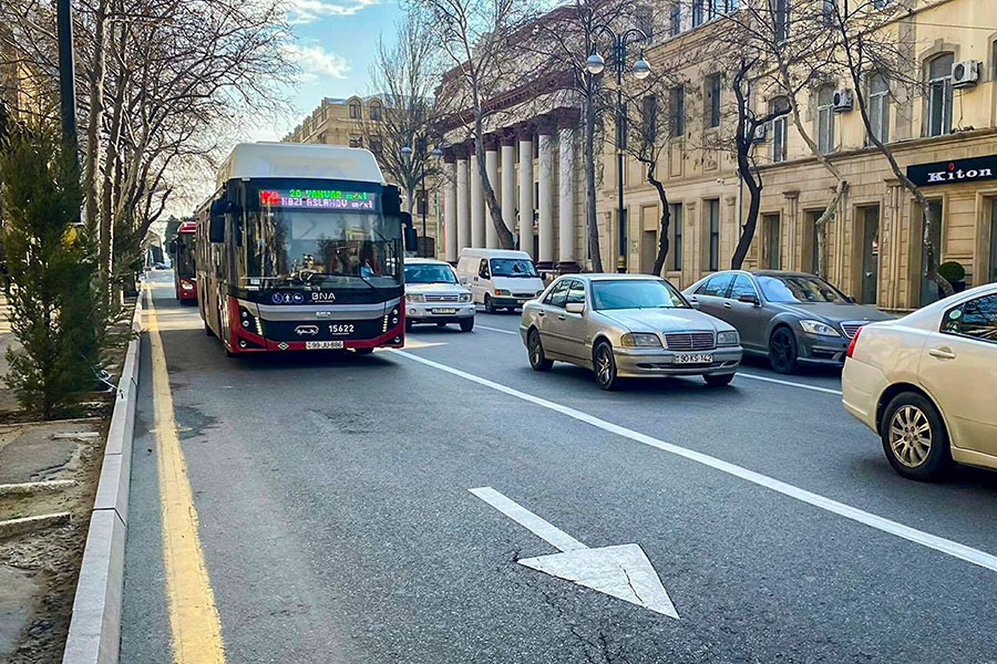 173 avtobusun hərəkət intervalında gecikmələr var