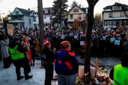 ABŞ-da 37 yaşlı qadının öldürülməsinə etirazlar böyüyür - VİDEO