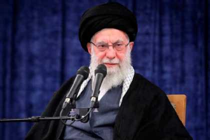 Ayətullah Xameneidən İrandakı etirazlarla bağlı açıqlama