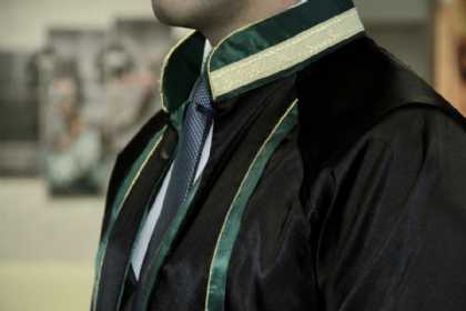 Azərbaycanda fəaliyyət göstərən vəkillərin sayı açıqlanıb