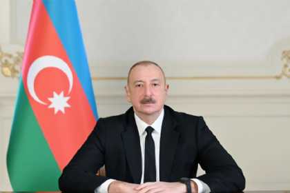 İlham Əliyev Küveyt Əmirini təbrik edib