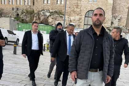 İsrailin Milli Təhlükəsizlik naziri Ben-Qvir Məscidül-Əqsaya basqın edib