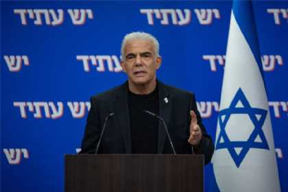 Lapid: İsrail tarixi bir fəlakətin astanasındadır