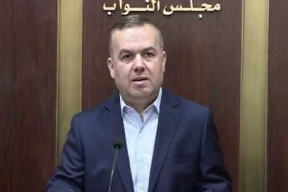 Livanda hakimiyyətə etirazlar: ABŞ danışıqlar üçün İrana yalvarır, siz səfirini qovursunuz?