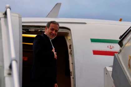 Əraqçi ABŞ-la danışıqlar üçün Cenevrəyə getdi