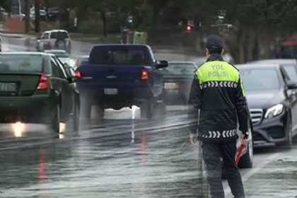 Yol Polisi sürücülərə müraciət edib