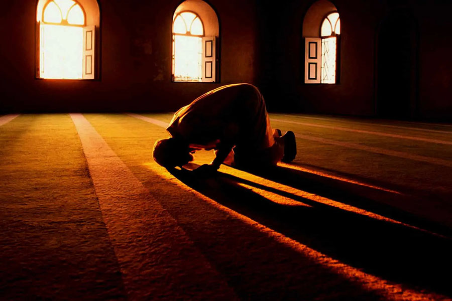 Hansı namaz lənətlənməyə səbəb olur? 