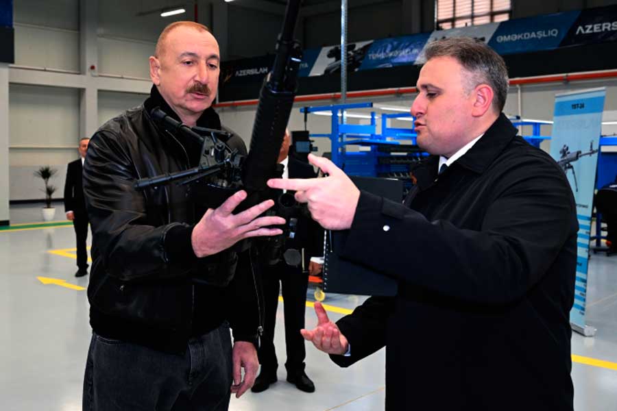 İlham Əliyev silah zavodunun açılışında - FOTO