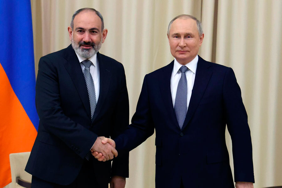 Paşinyan Putinə TRIPP yolunun tikintisi haqda məlumat verdi