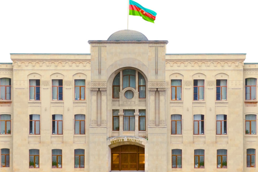 Qarlı havaya görə 15 nəfər xəsarət alıb