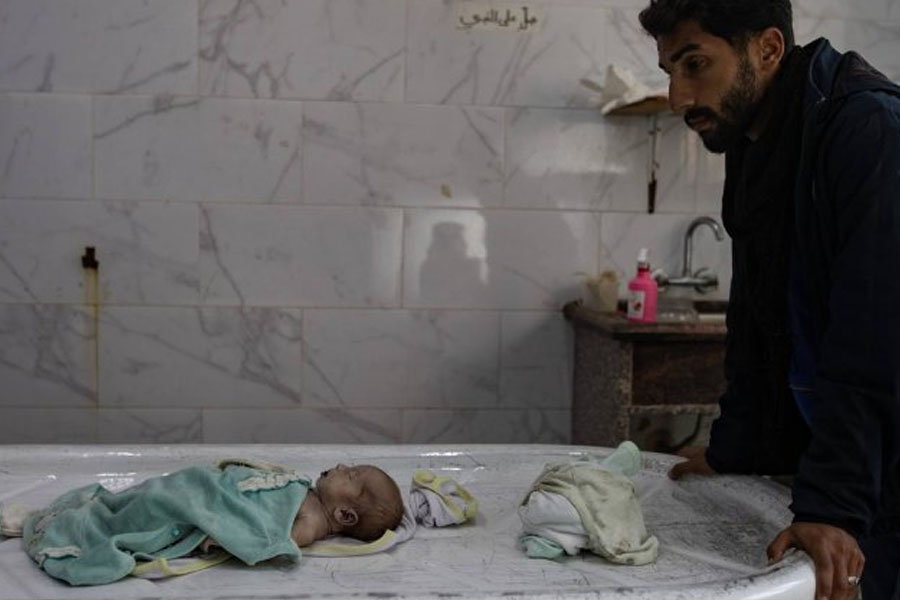 Qəzzada 10 uşaq soyuqdan can verdi